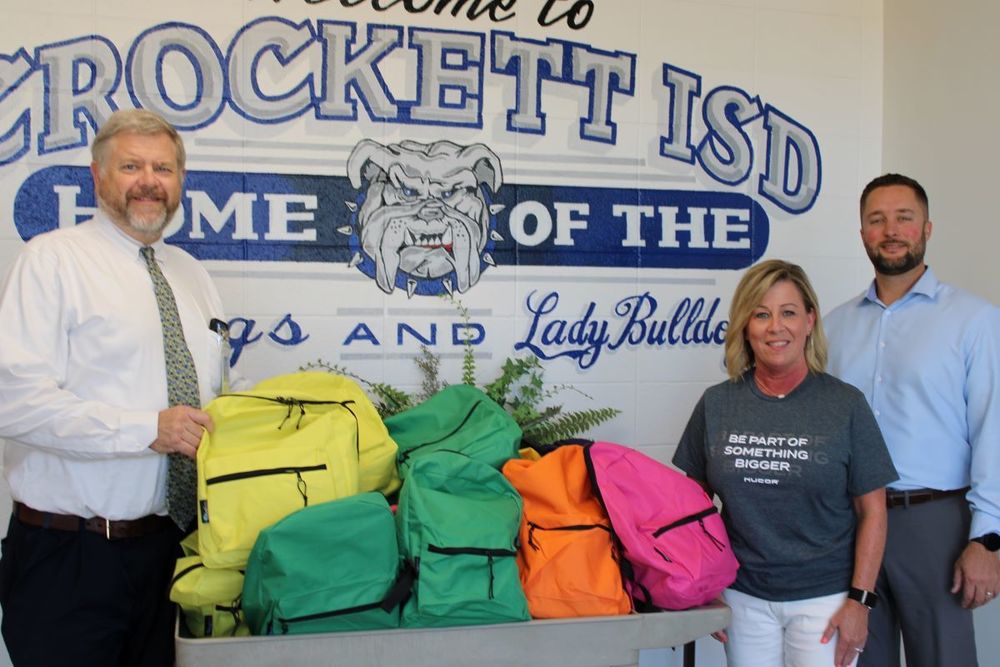 Vulcraft Donates Backpacks to Crockett ISD